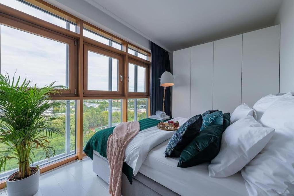 Lägenhet - Great Location - View- Slominskiego